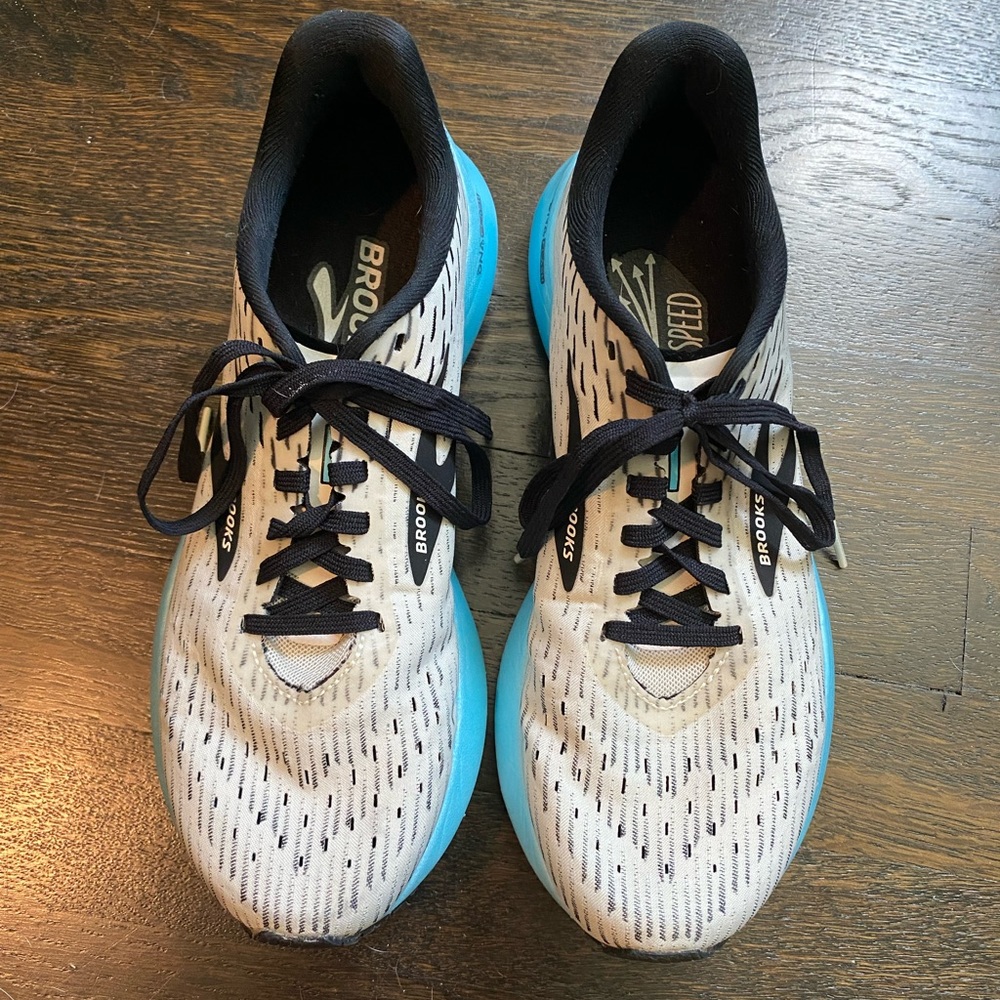 Brooks Hyperion Tempo running shoes
